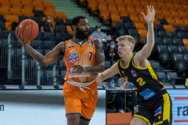 立的局面 立的局面