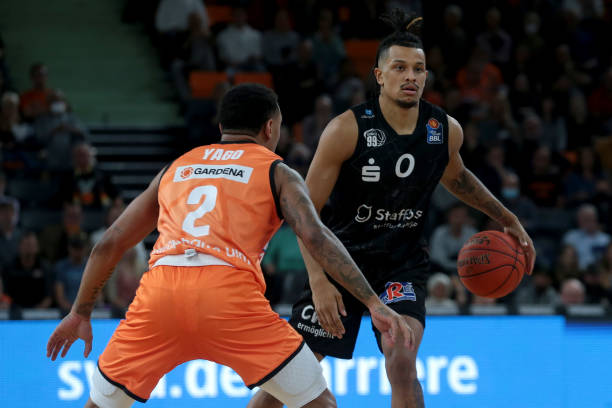 詹姆斯的全 詹姆斯的全