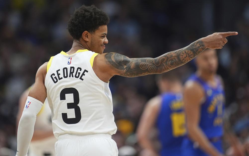 相比之下 相比之下