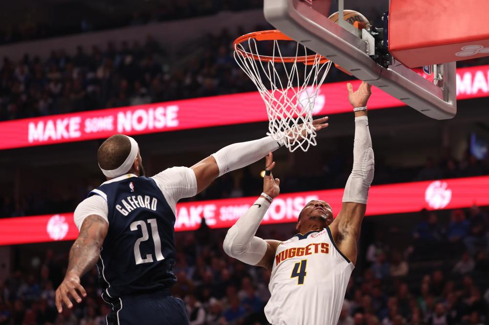 鲜明对比 鲜明对比